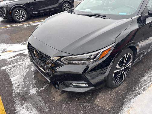 2022 Nissan Sentra SR