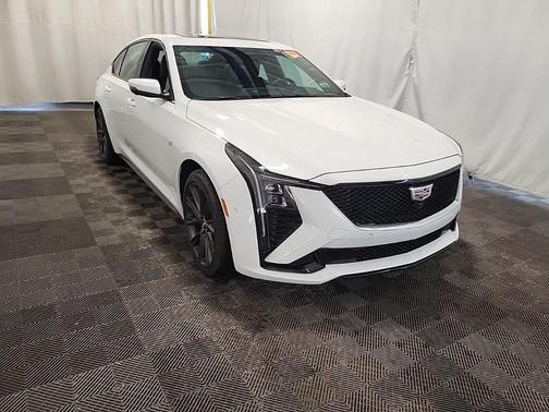 2025 Cadillac CT5 Sport