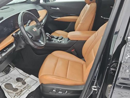 2024 Cadillac XT4 Sport