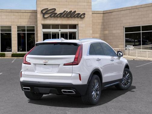 2025 Cadillac XT4 Premium Luxury