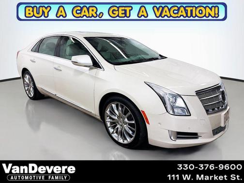 White Diamond Clearcoat 2015 Cadillac XTS Platinum