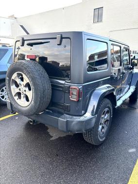 2016 Jeep Wrangler Unlimited Sahara