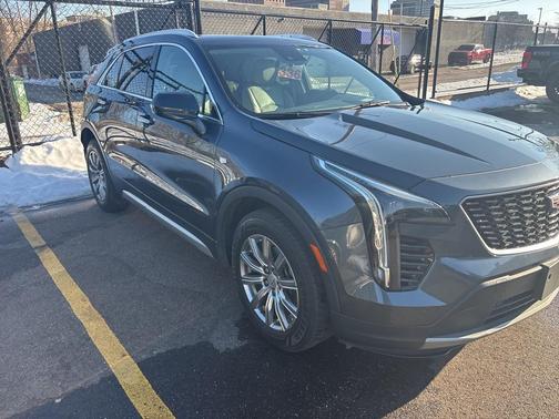 2019 Cadillac XT4 Premium Luxury