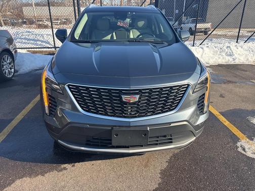 2019 Cadillac XT4 Premium Luxury