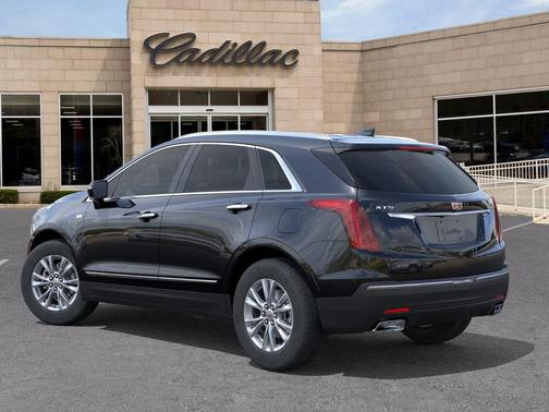 Stellar Black Metallic 2026 Cadillac XT5 Luxury