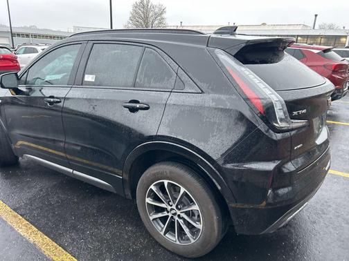 2024 Cadillac XT4 Sport