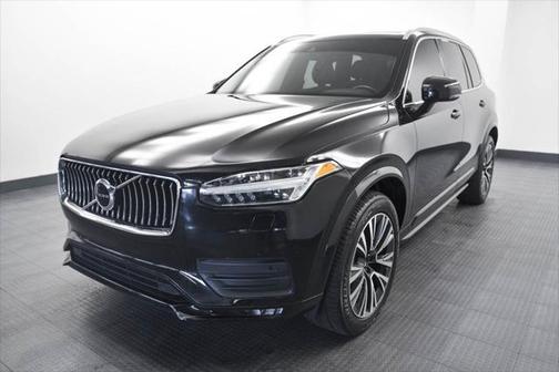 2021 Volvo XC90 T5 Momentum