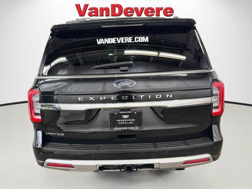 Black Metallic 2024 Ford Expedition Limited