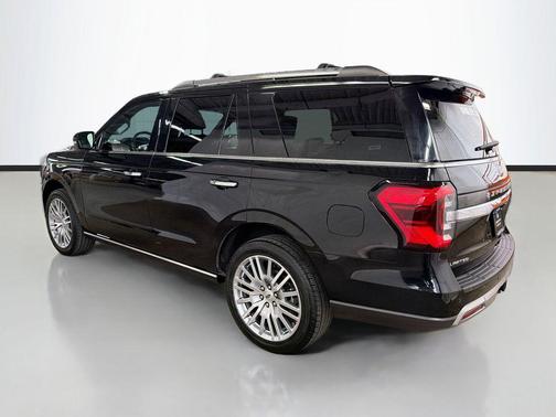 Black Metallic 2024 Ford Expedition Limited