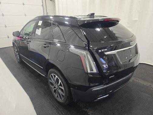 2022 Cadillac XT5 Sport