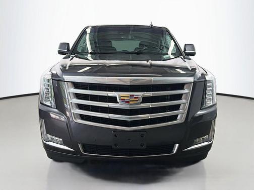 Dark Granite Metallic 2017 Cadillac Escalade Luxury