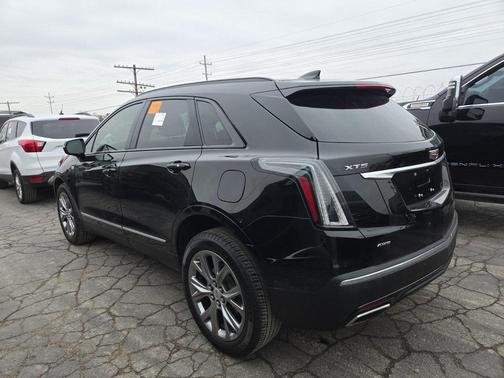 2021 Cadillac XT5 Sport