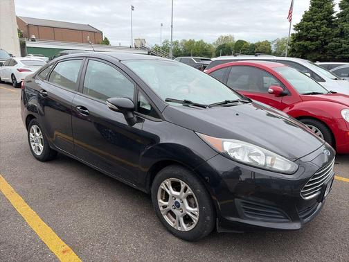 Tuxedo Black Metallic 2014 Ford Fiesta SE