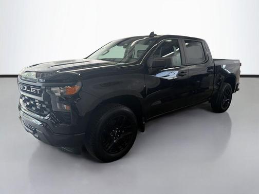 Black 2022 Chevrolet Silverado 1500 Custom