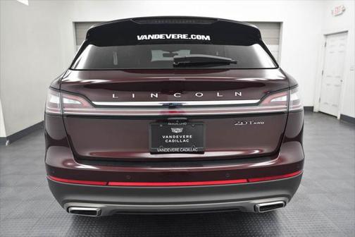 2020 Lincoln Nautilus Reserve