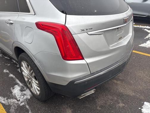 2017 Cadillac XT5 Premium Luxury