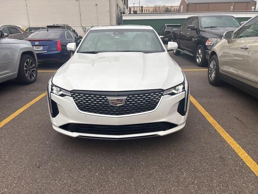 Crystal White Tricoat 2025 Cadillac CT4 Premium Luxury RWD