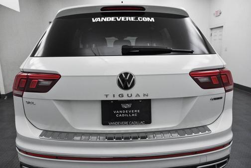 2022 Volkswagen Tiguan 2.0T SEL R-Line 4MOTION