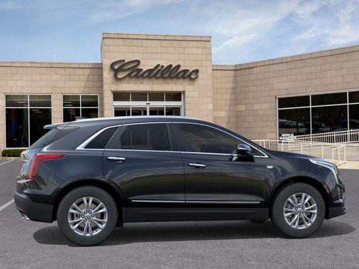 2026 Cadillac XT5 Luxury