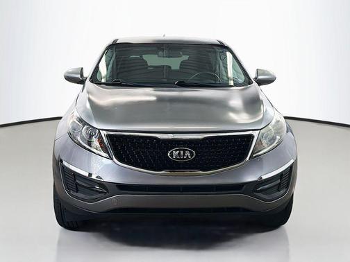Mineral Silver 2016 Kia Sportage LX