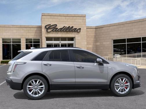 2025 Cadillac XT5 Sport