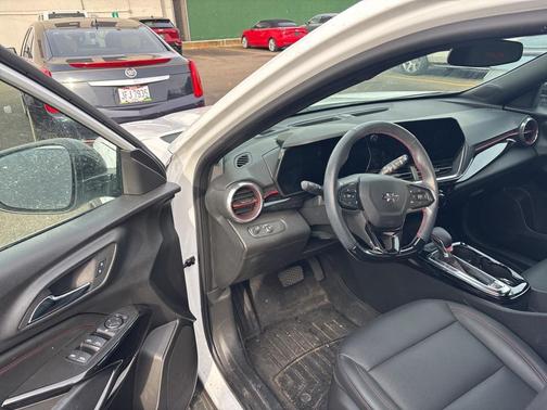 2025 Chevrolet Trax FWD 2RS