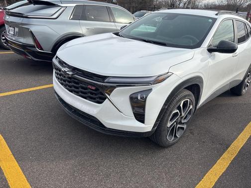 2025 Chevrolet Trax FWD 2RS