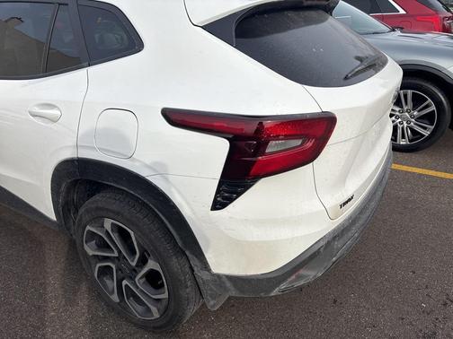 2025 Chevrolet Trax FWD 2RS