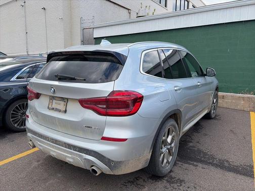 Glacier Silver Metallic 2021 BMW X3 xDrive30i