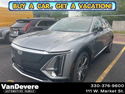 Argent Silver Metallic 2024 Cadillac LYRIQ Luxury