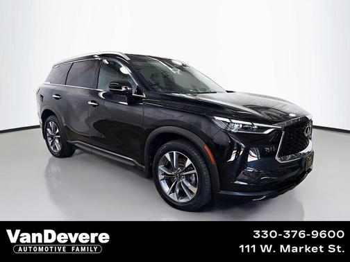 Mineral Black 2023 INFINITI QX60 Luxe