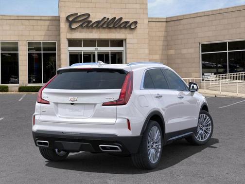 2025 Cadillac XT4 Premium Luxury