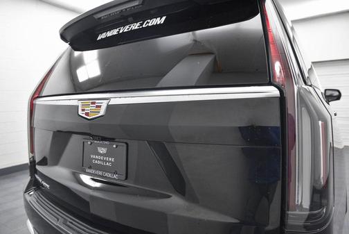 2023 Cadillac Escalade ESV Premium Luxury