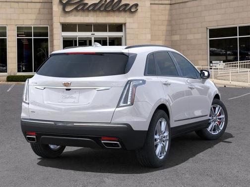 2025 Cadillac XT5 Sport