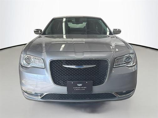 2016 Chrysler 300 S
