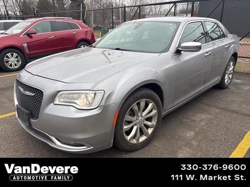 2016 Chrysler 300 S