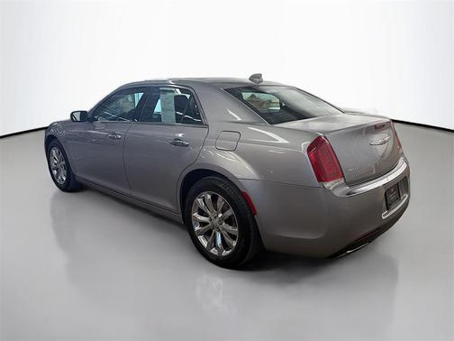 2016 Chrysler 300 S