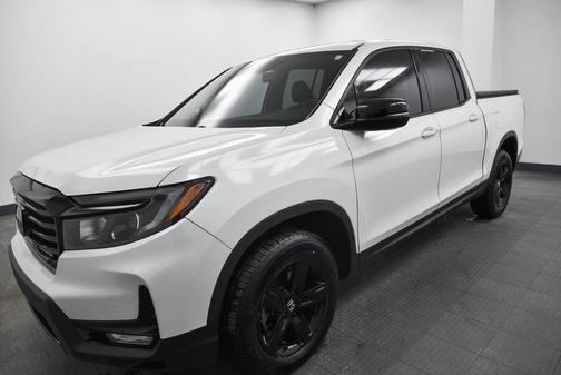 2022 Honda Ridgeline Black