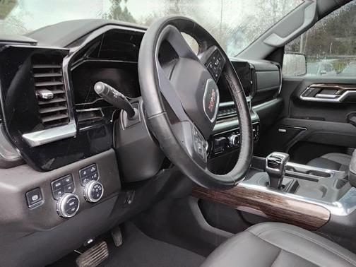 Summit White 2024 GMC Sierra 1500 Elevation