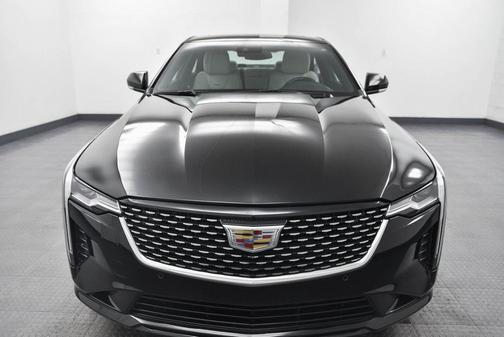 2022 Cadillac CT4 Premium Luxury