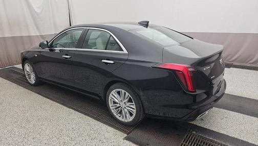 2022 Cadillac CT4 Premium Luxury