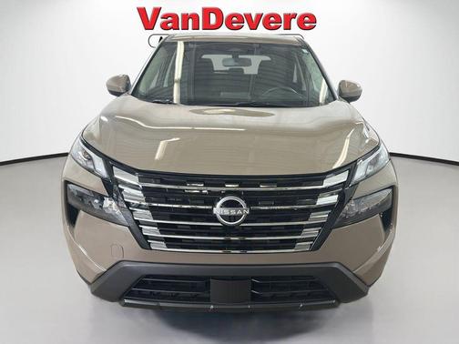 Baja Storm Metallic 2025 Nissan Rogue SV