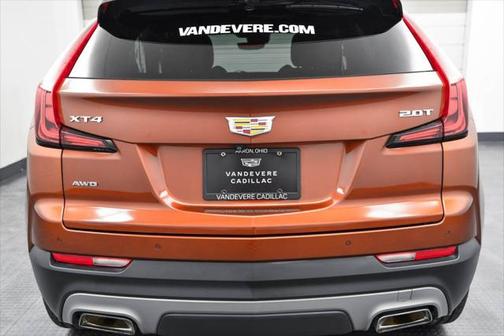 2019 Cadillac XT4 Premium Luxury