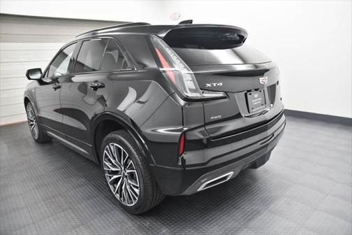 2024 Cadillac XT4 Sport