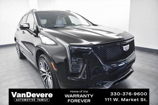 2024 Cadillac XT4 Sport