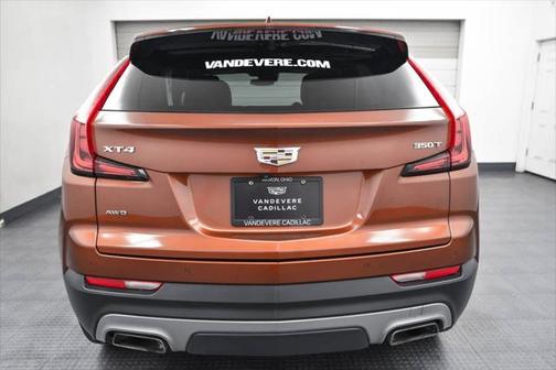 2020 Cadillac XT4 Premium Luxury