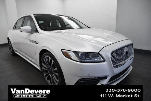 2019 Lincoln Continental Select