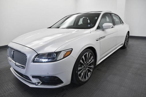 2019 Lincoln Continental Select