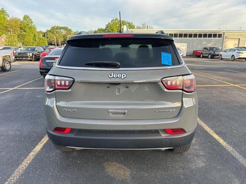 Sting-Gray Clearcoat 2023 Jeep Compass Limited