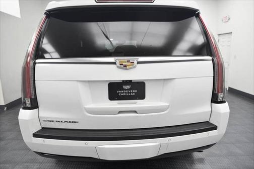 2018 Cadillac Escalade Premium Luxury